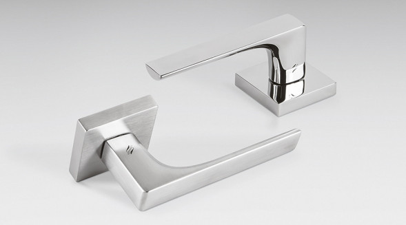 Дверная ручка Colombo ROBOCINQUE S ID71R хром